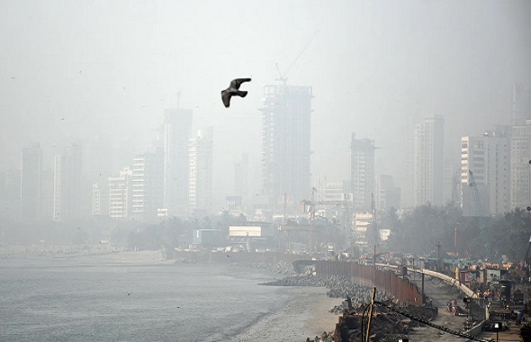 Mumbai Pollution Update, AQI improves to 