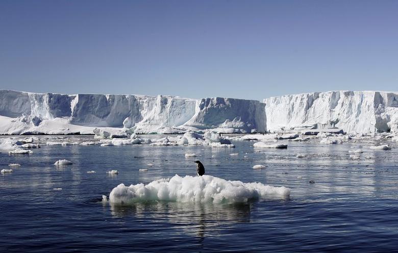 Antarctica Ocean ice melts to a record low