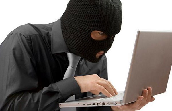 onlinefraudsterstargetfestivalshoppers