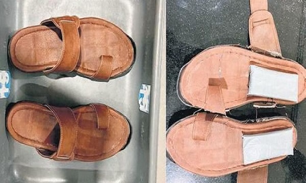 goldattachedonslipperszipofpantsseizedatkochiairport