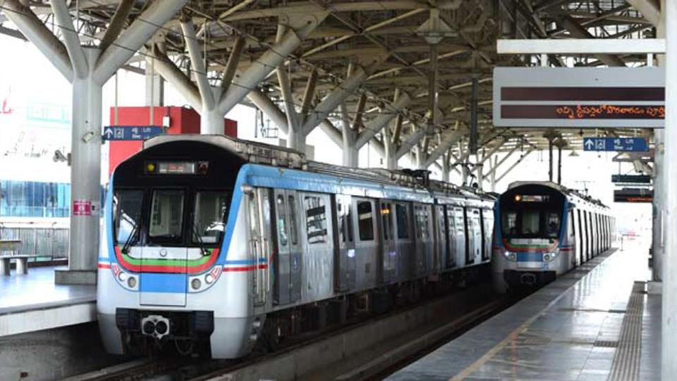 Technical Issues Cause Long Queues at Metro Stations in Hyderabad