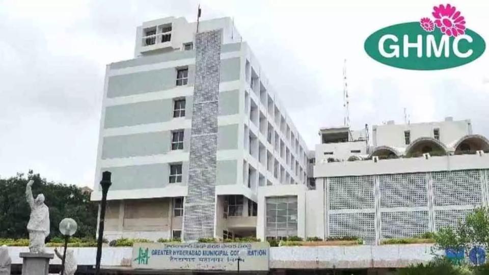 GHMC receives 171 complaints during Prajavani hearing