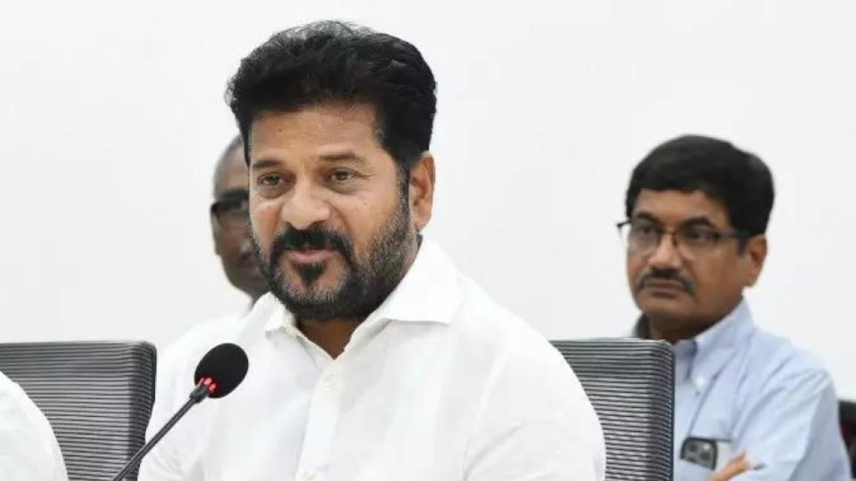 telanganacmsuggestsdeployingtransgendersastrafficvolunteeres