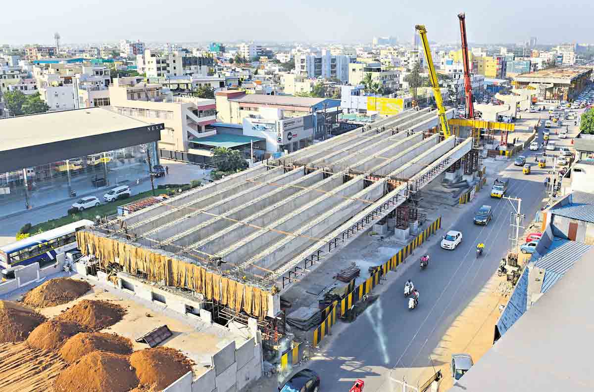 firstpiercapforsteelflyoveratowaisijunctioninstalled