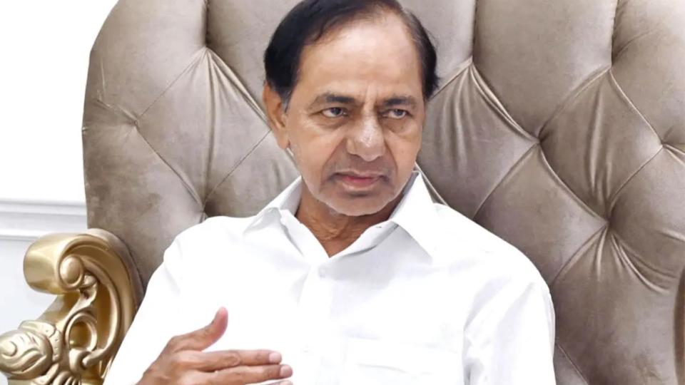 SIT to Question KCR at his Residence in Banjara Hills 