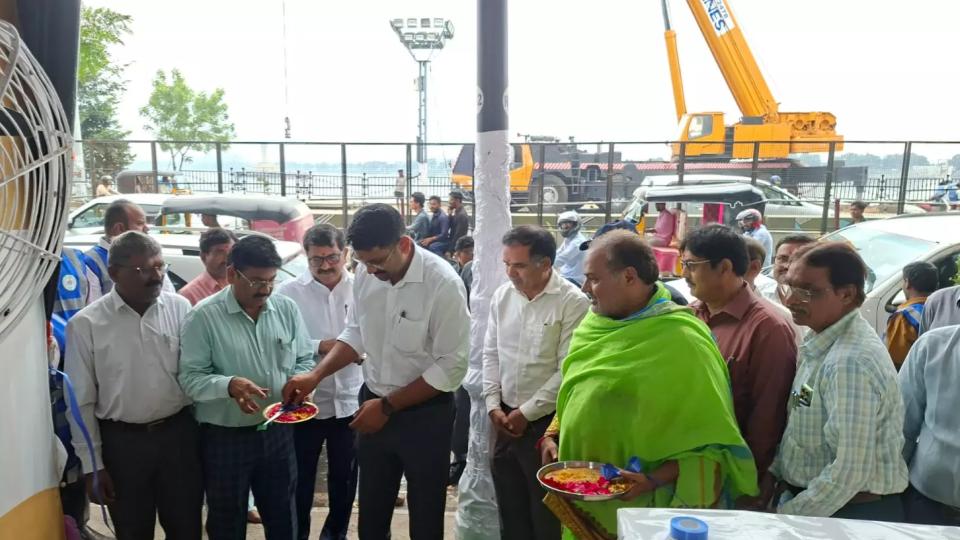 TGSPDCL Makes Power Supply Arrangements at Tank Bund 