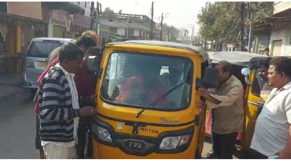 Auto drivers union ILWF staged a strike and dharna in Hyderabad