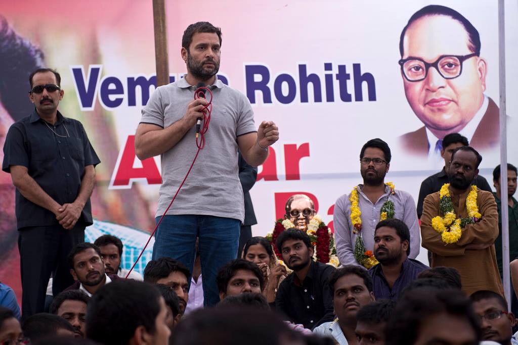 rohitfacedinsultlikemahatmafacedinsouthafrica:rahul