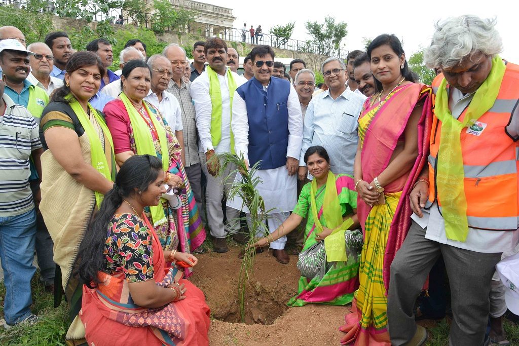 southlondonmayorsalehajafferparticipatesinharithaharam