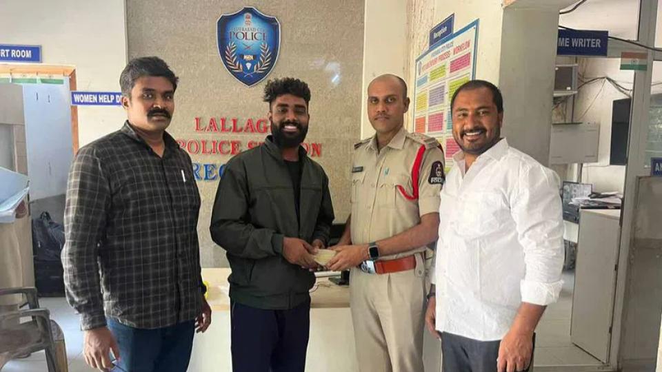 lineman’shonestywinsheartsinhyderabad