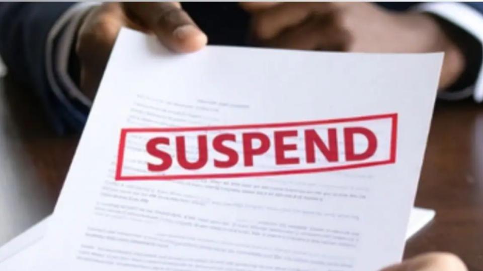 hmdardosuspendedforskippingerodutyinadilabad