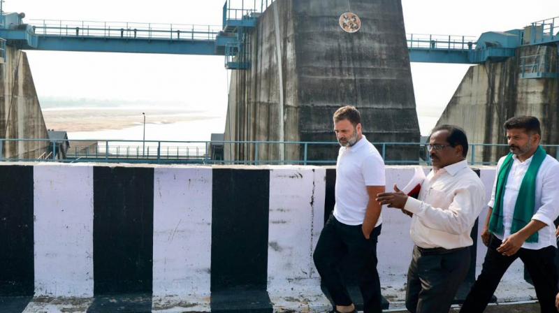 revanthreddysayshalfofthemedigaddaprojecthastobedemolishedandrebuilttorectifythequalityflawsinthekaleshwaramproject