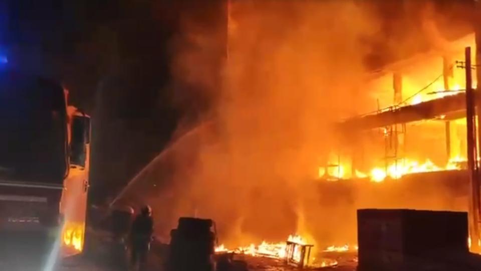 Major fire broke out at Furniture, Electronics showroom in Chandanagar