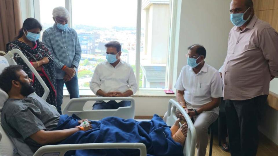 KTR visits Satish Reddy, BRS NRI leader’s son at AIG 