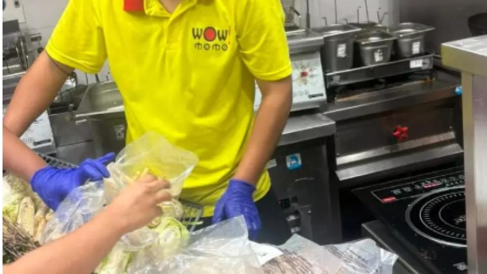 Cockroach Infestation, Expired Paneer Found at Wow Momo
