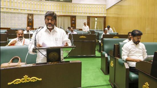 telanganadeputycmpresents₹304lakhcrorebudgetfor202526