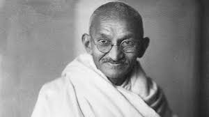 telanganagovernorcmpaytributestomahatmagandhi