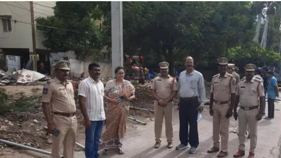 HYDRAA Removes Encroachments from Land Allocated for PS in Kothapet