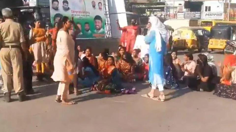 Transgender died after self-immolating during a protest in Borabanda