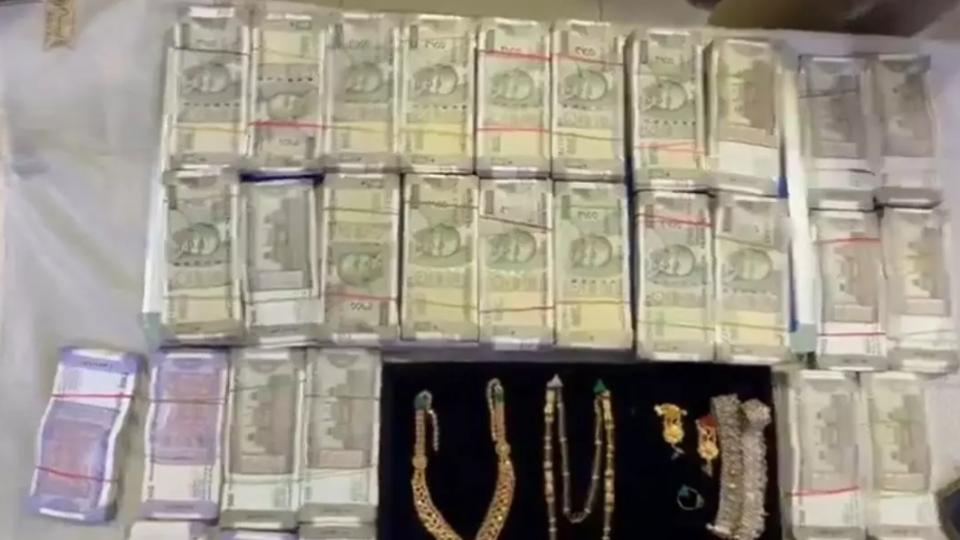 Habibnagar Police Arrested Three People in Burglary Case