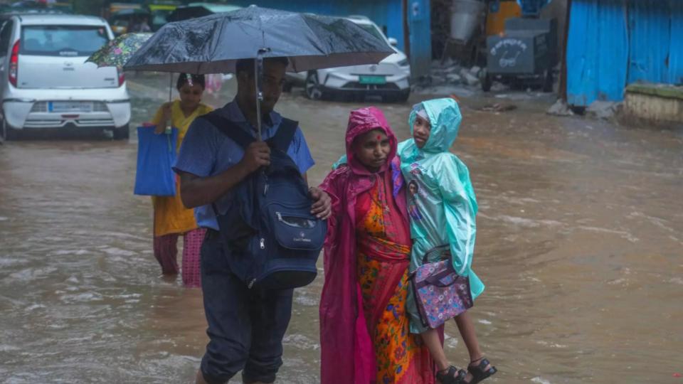 Sudden Rain Surprises People in Secunderabad 