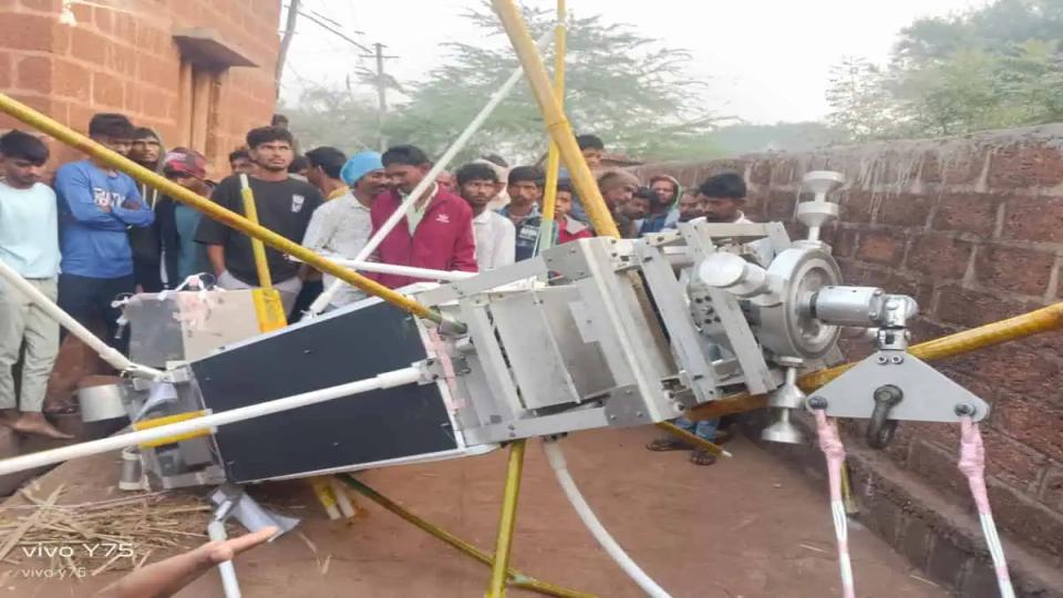 satellitepayloadballoonfromhyderabadfallsintokarnataka