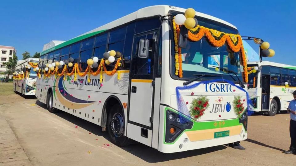 TGSRTC makes efforts for replacing diesel buses with EVs