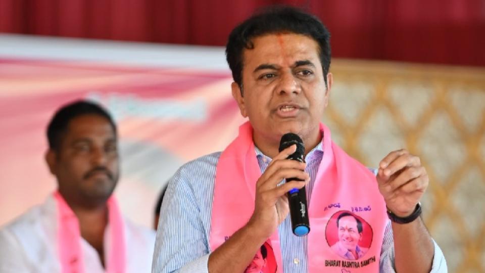 ktrtohoistnationalflagduringtelanganaformationdaycelebrations