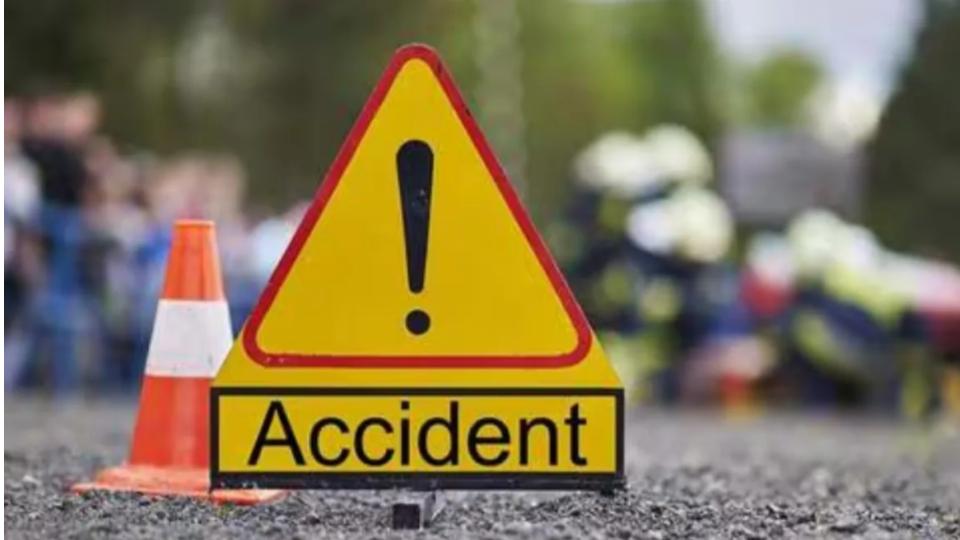 GHMC Sanitation worker killed in RTC bus accident in Amberpet