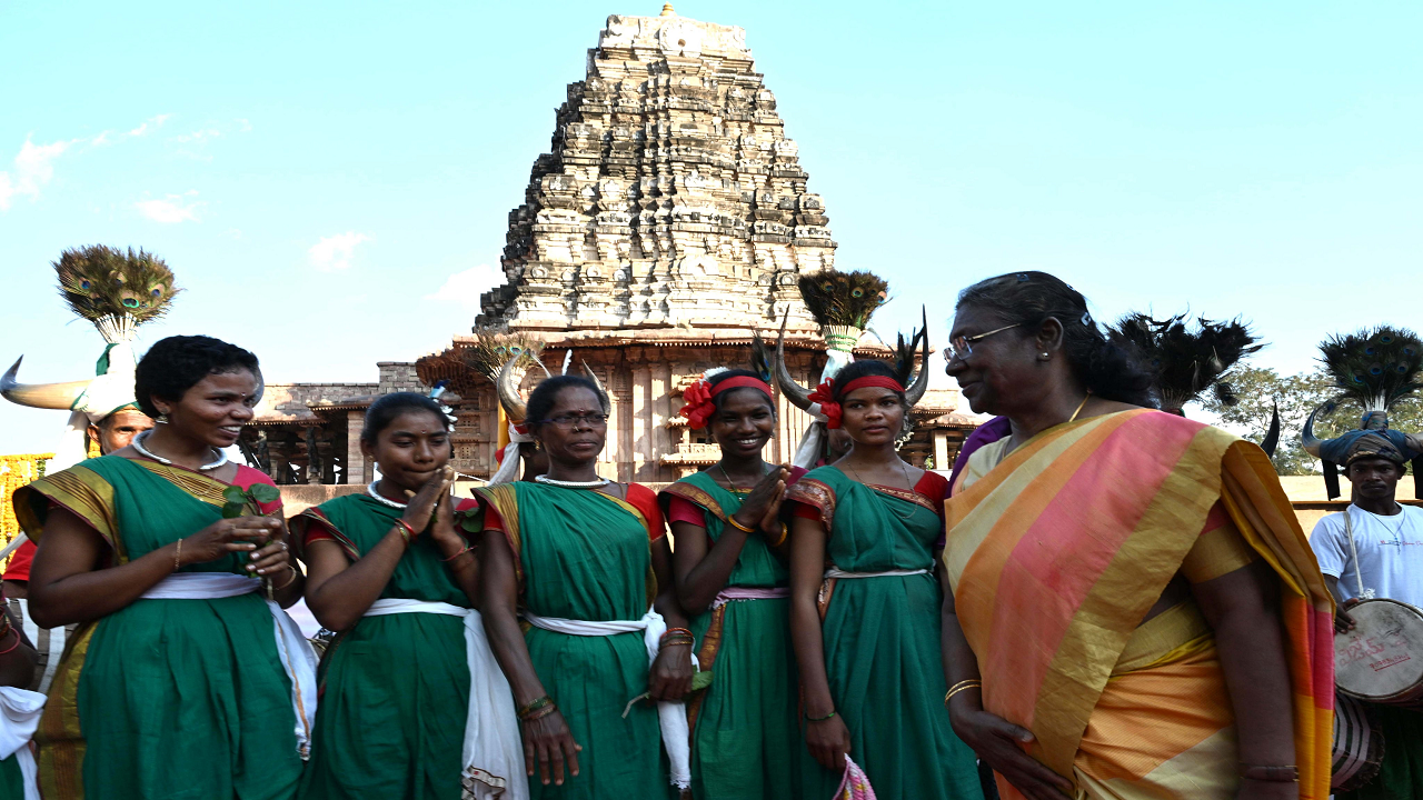 presidentmurmuvisitsunescoworldheritagesiteramappatemple