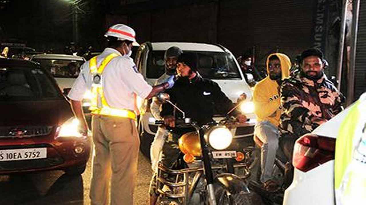 hyderabadpolicebook3000fordrunkdriving
