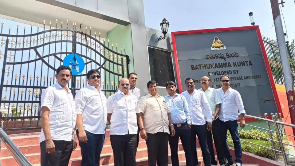 Karnataka Govt Officials Visit Lakes Restored by HYDRAA