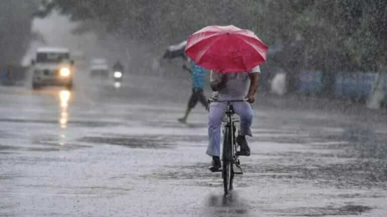 Hyderabad likely to see moderate to heavy rains tomorrow