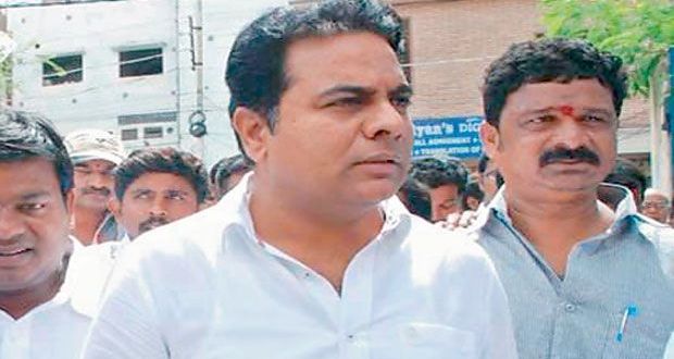 ktrpullsupofficialsforbadroadsinhyderabad