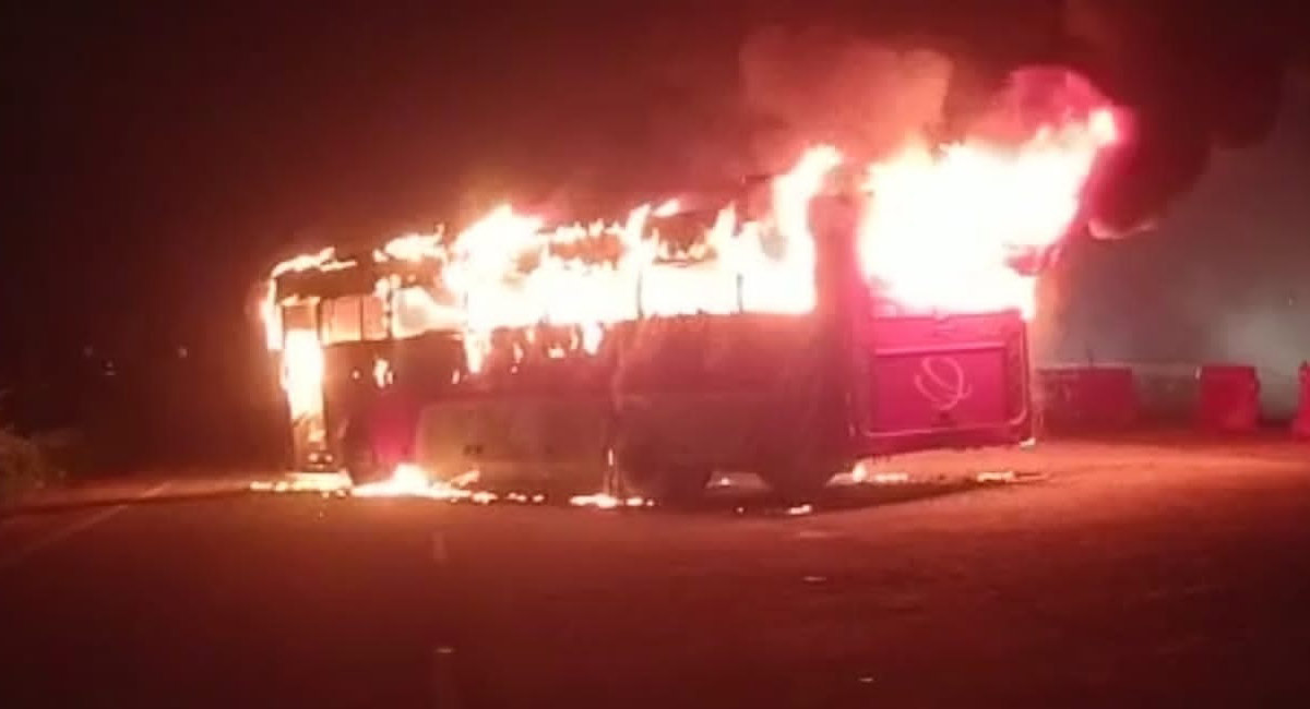Fire engulfs TSRTC bus near Jadcherla