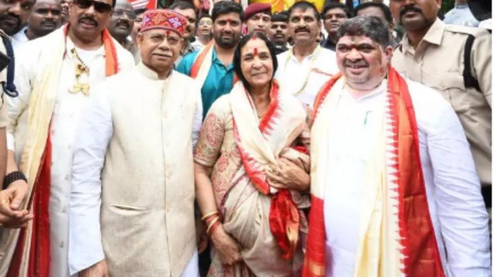 Telangana Governor Performs First Puja at Khairatabad Ganesh Idol 