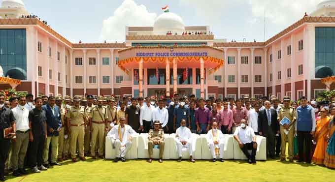 stategovernmentwillgoaheadwithitsschemesaimedatbenefitingthefarmers:cmkcr