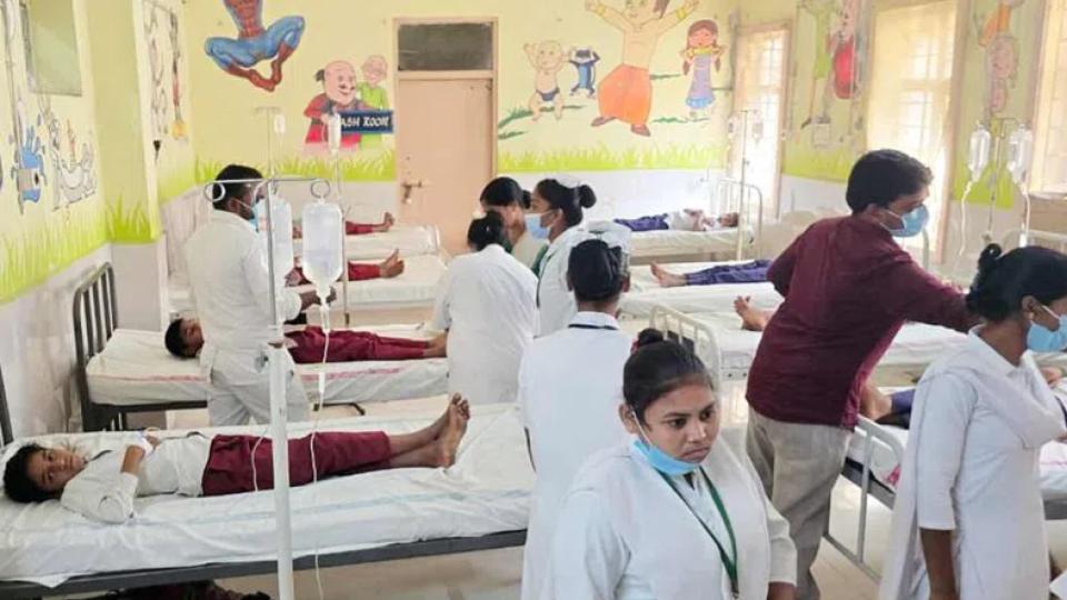 Students hospitalised in Gadwal 