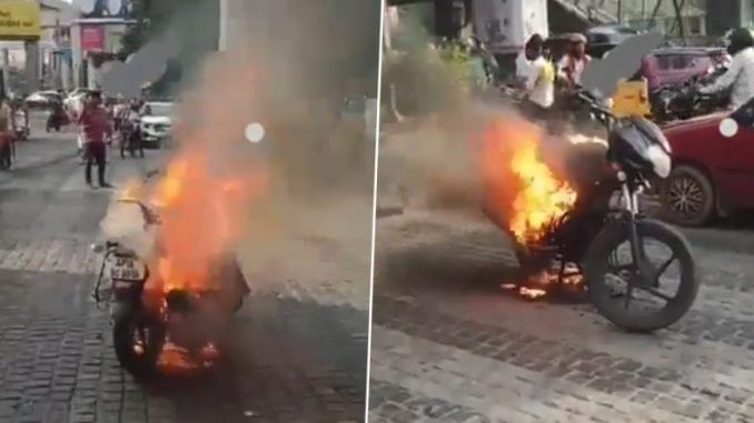 After police stop for wrongside driving, man sets ablaze his two wheeler