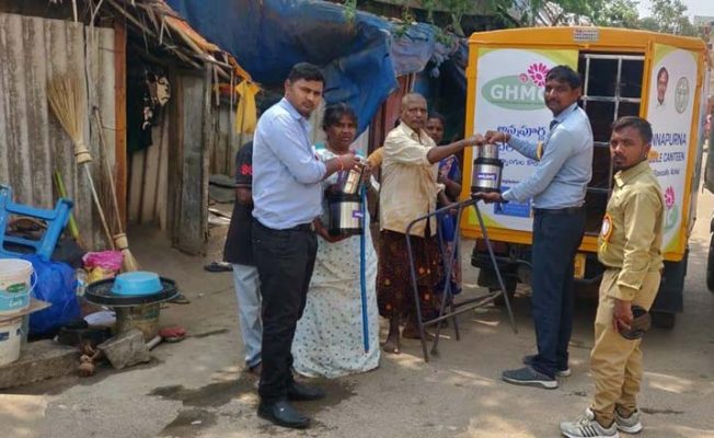 Telangana Govt Begins Mobile Annapurna For Feeding Poor People