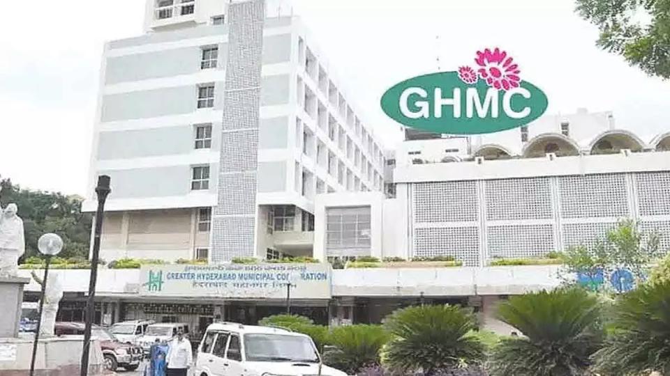 GHMC contractors protest over unpaid bills