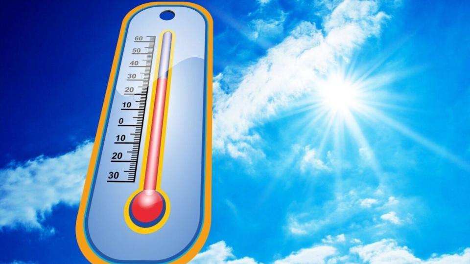 threedieofsuspectedsunstrokeamidsevereheatwaveinadilabad