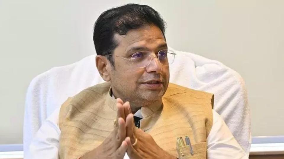 Sridhar Babu Hits Out at KTR Over Land Allocations