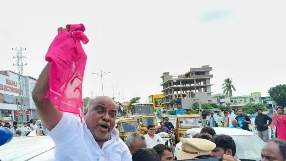 BRS cadres protest against police action at Legislative Assembly in Adilabad