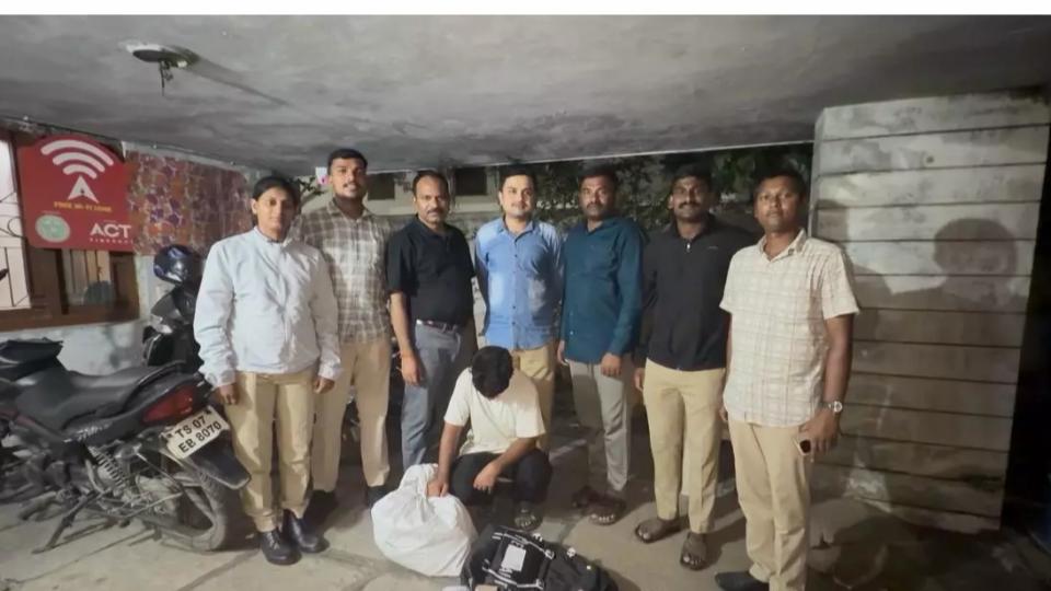 28 Kg Ganja Seized in Malkajgiri, 3 Arrested
