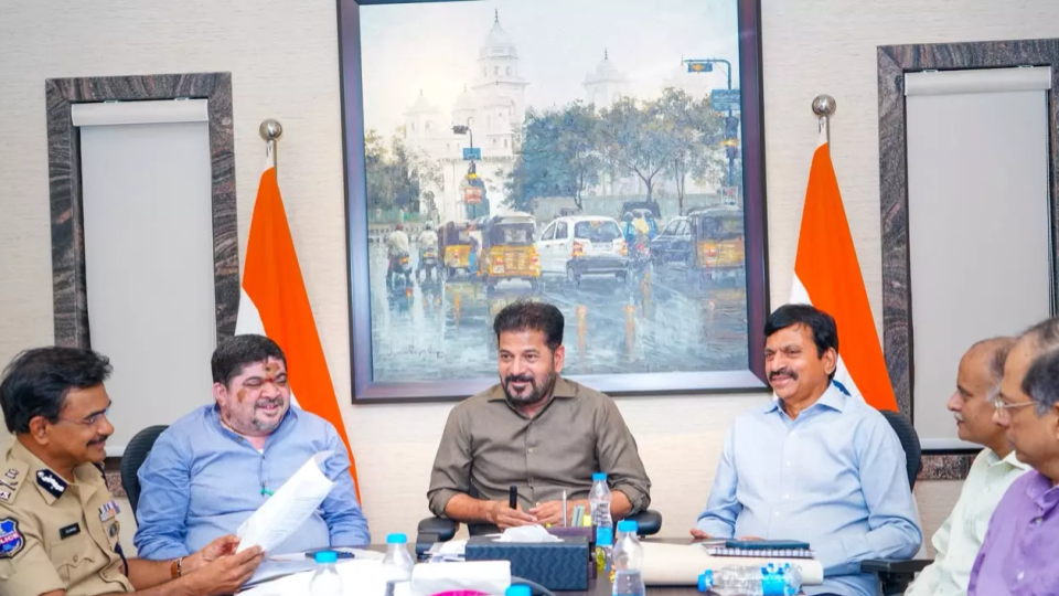 CM Revanth Orders Indiramma Housing in Residential Areas Across CURE Zone