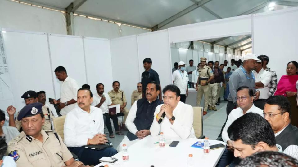 IT Minister Sridhar Reviews Arrangements 