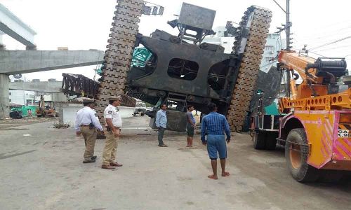 cranetumbledattolichowkiflyoverbridgeearlymorningtoday