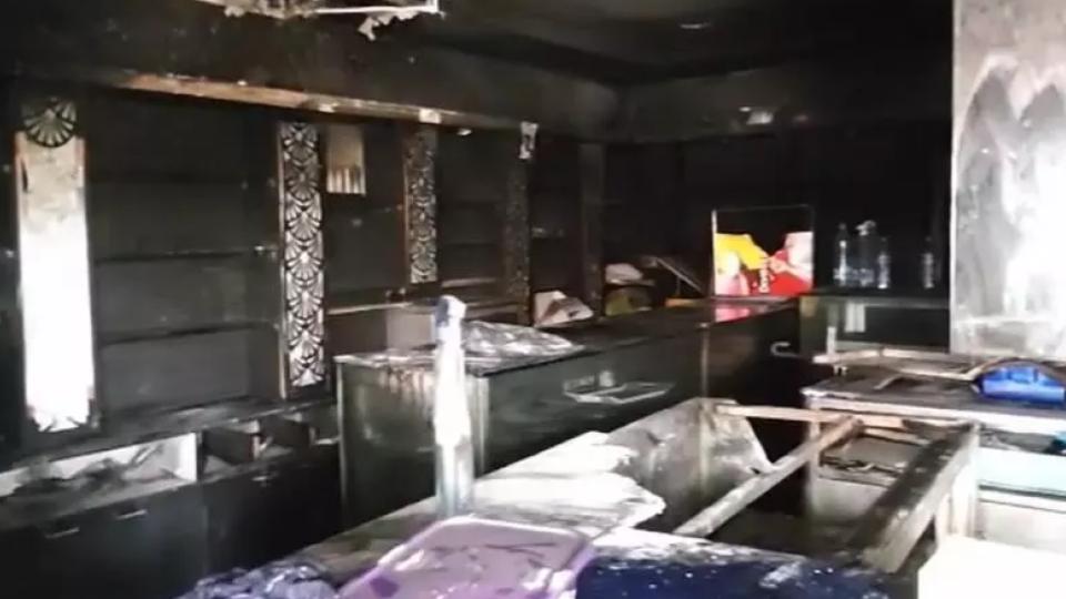 Major fire broke out at Mysore Bakery in Armoor