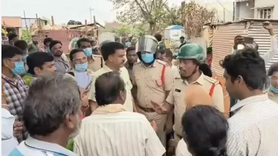 Tense Situation in Khammam as Police Remove Huts in Bhoodan